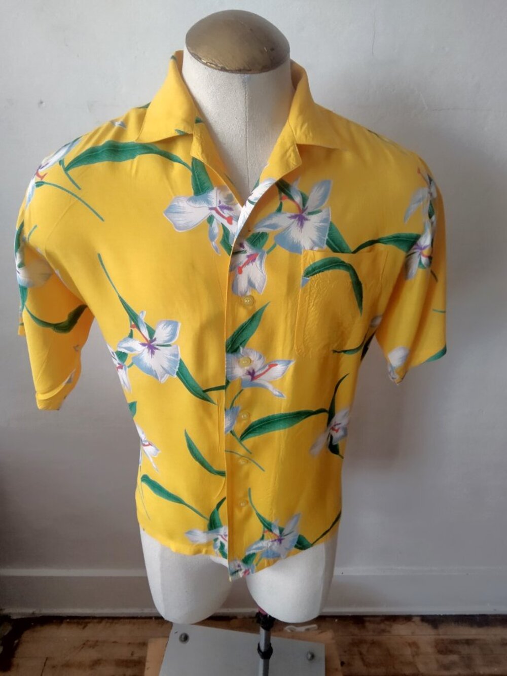 Vintage Rayon Hawaiian Shirt/ Floral Print Tropical Shirt/ Islander/ Size L